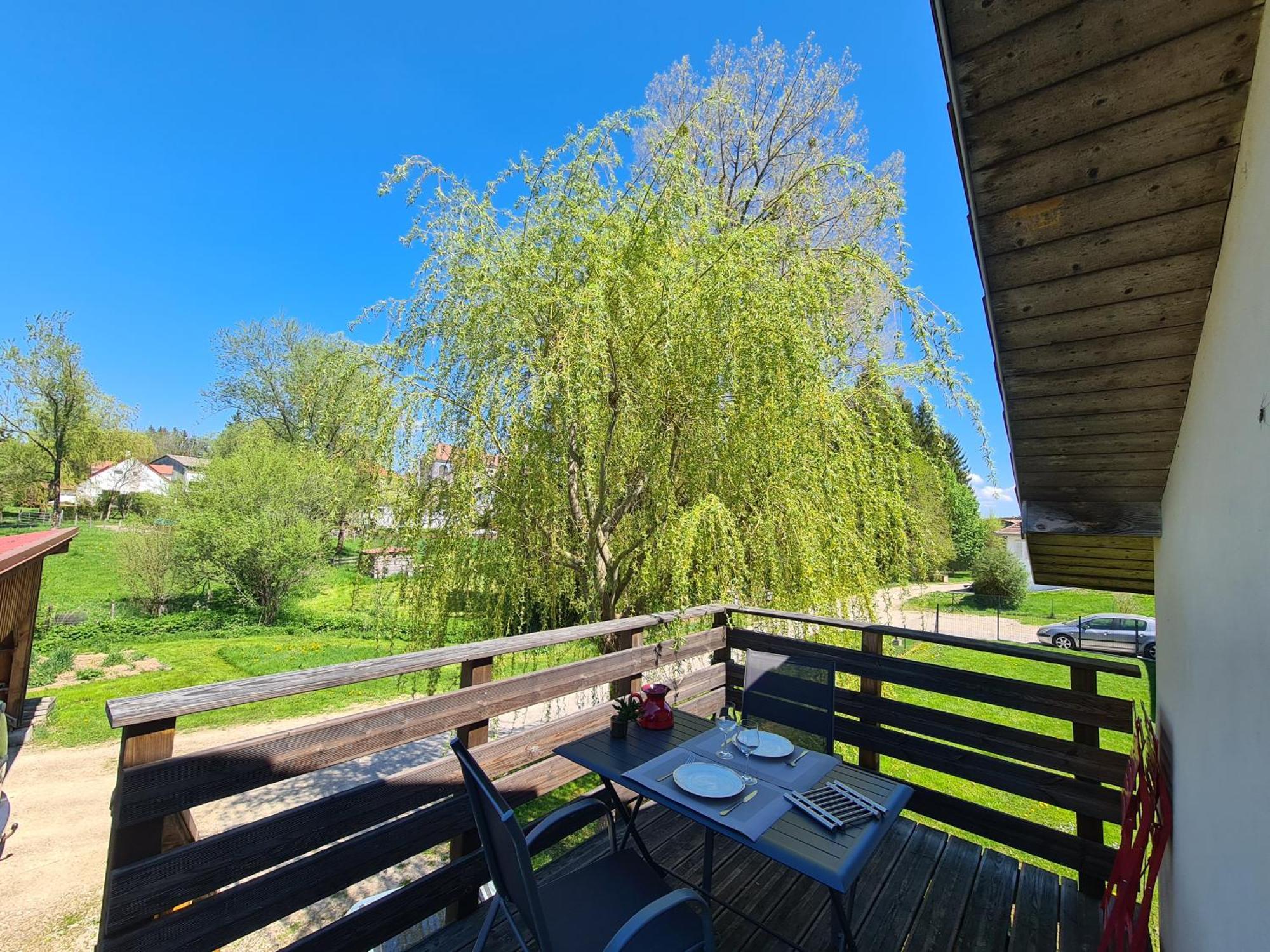 Sous Le Saule Apartment Nods Exterior photo